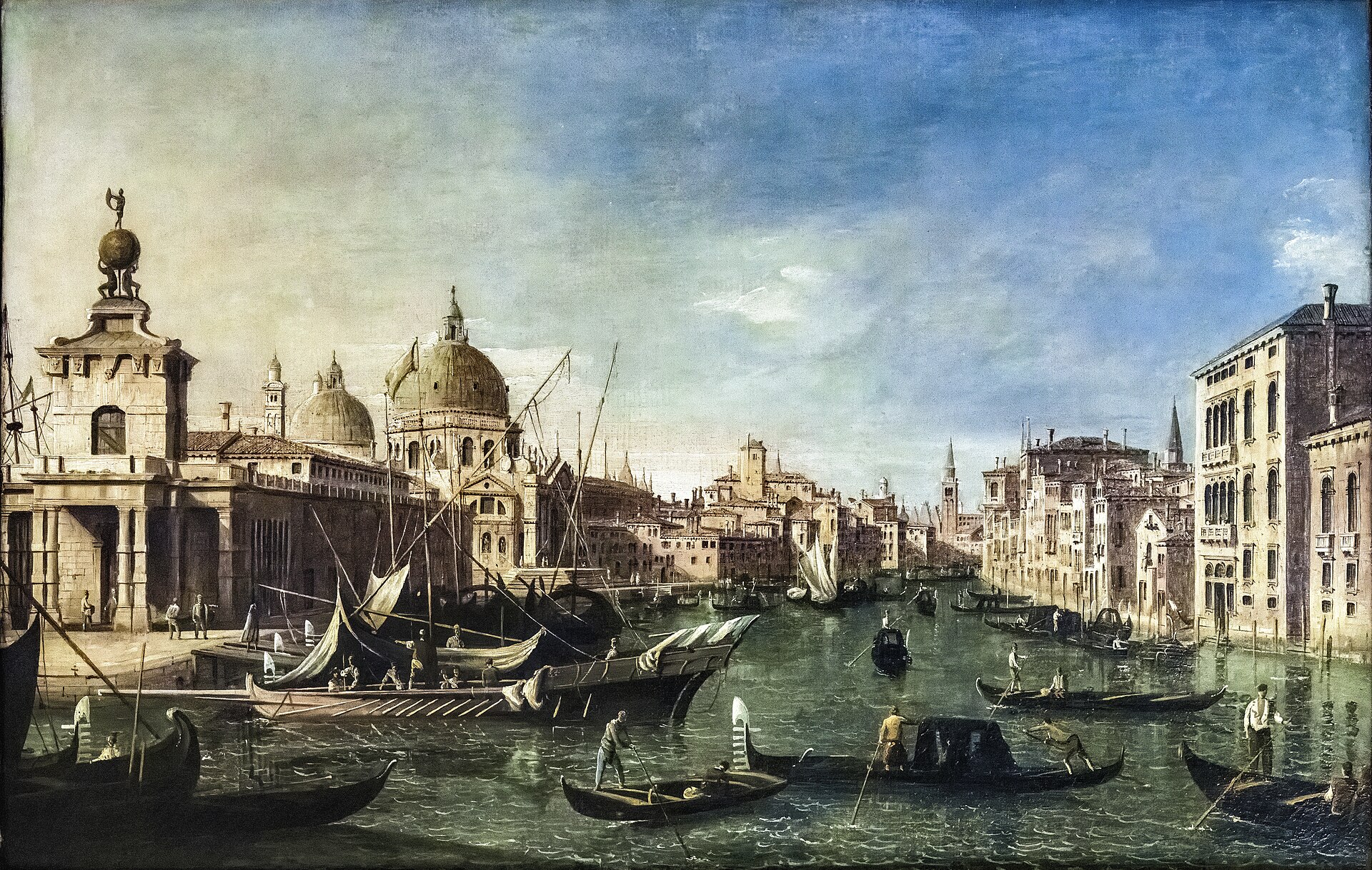 Plan your 2 days in Venice right: the Grand Canal seen from the Rialto Bridge, lined with Gothic and Renaissance palaces.