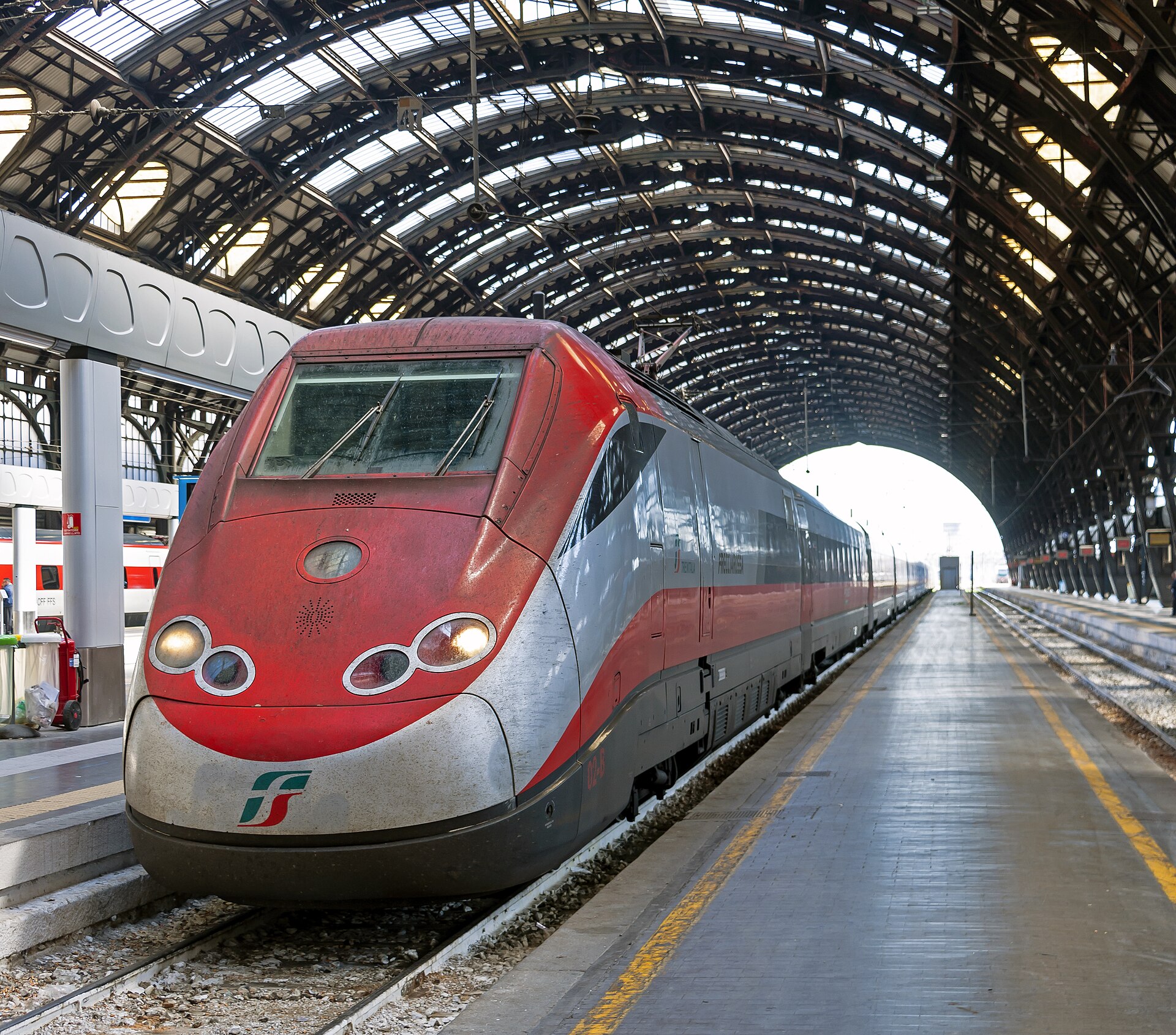 The Frecciarossa high-speed train — Rome to Florence in 1h 30min, Florence to Venice in 2h, these train times shape how many bases your Italy trip can realistically include