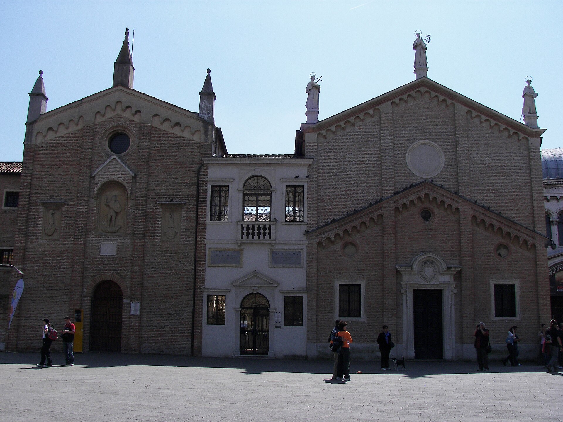 The Basilica of Sant'Antonio (the Santo), Padua — free entry and one of Italy's most significant pilgrimage churches